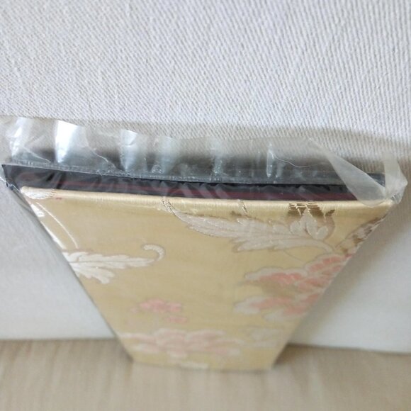 Made in Hong Kong Silk Brocade Fabric Bridge Score Pad Case - Picture 5 of 9